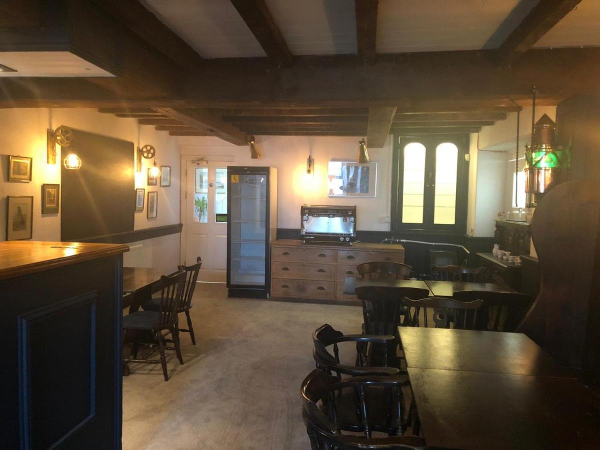 The Top House Inn ليزارد المظهر الخارجي الصورة