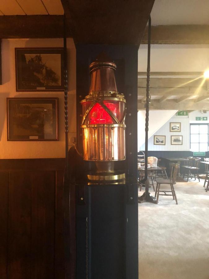 The Top House Inn ليزارد المظهر الخارجي الصورة